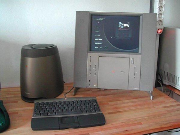 12. ''TAM'' (Twentieth Anniversary Macintosh: Yirminci Yılında Macintosh), 1997