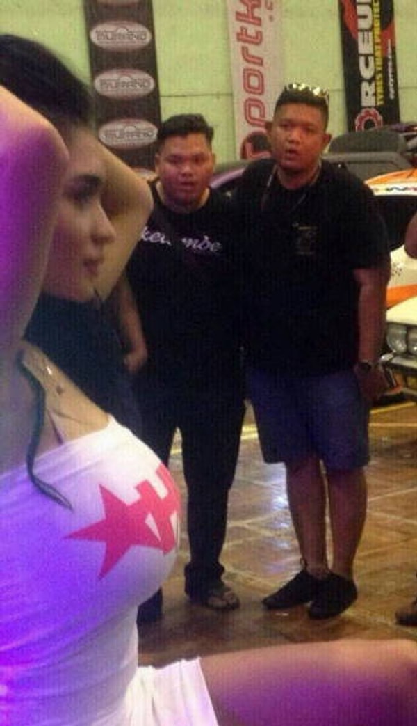 22. Да-да, азиаты не скрывают своих эмоций :)