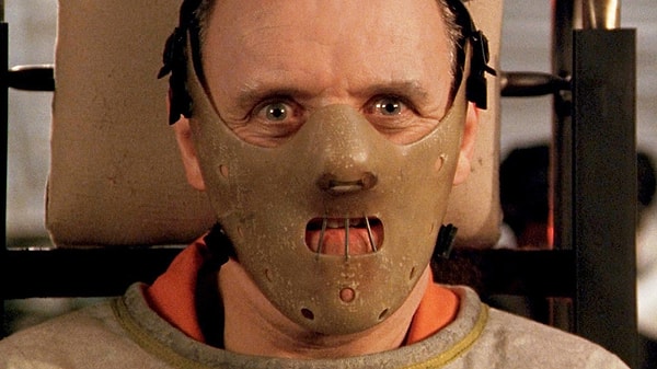 7. Найдите синоним к слову "людоед":