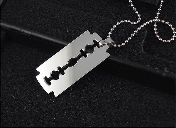 8. Как назывались лезвия для безопасного бритья?