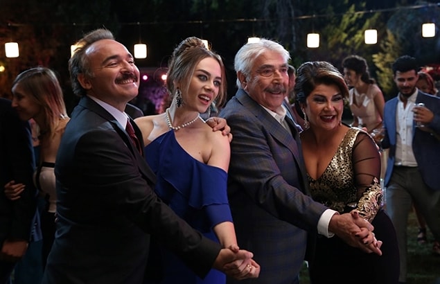 9. Aile Arasında (2017) - IMDb 8,0