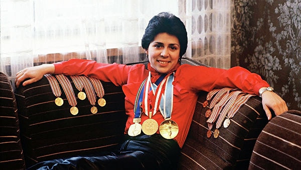 7. Назовите имя этой спортсменки.