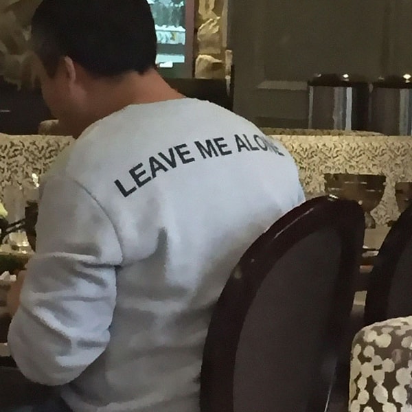 8. «Оставьте меня в покое». Ладно, ладно!