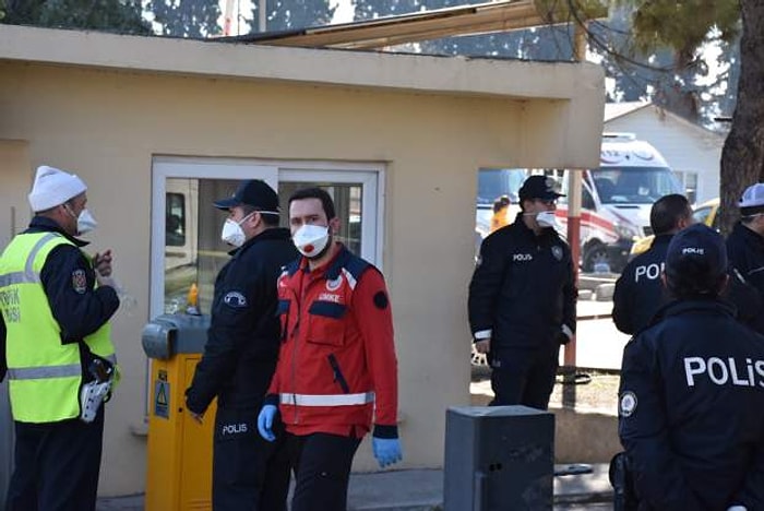 Balıkesir Adliyesi'nde Gaz Sızıntısı: Çok Sayıda Kişi Zehirlendi, 4 Kişinin Hayati Tehlikesi Var