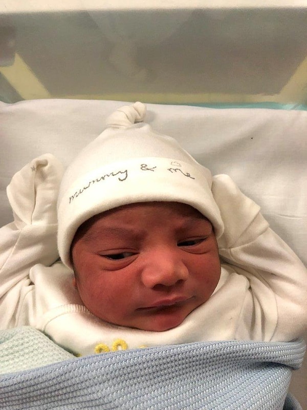 "Hastaneye gelmememi söylemelerine rağmen doğum yapmak üzere olduğumdan emindim. Bu yüzden yola çıktık"