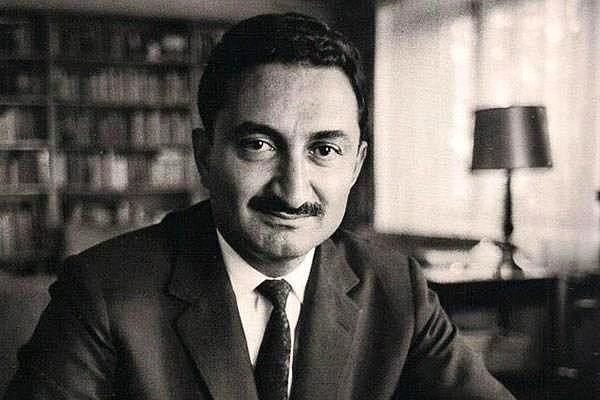 22. Bülent Ecevit (21 Haziran 1977 - 21 Temmuz 1977) - Cumhuriyet Halk Partisi