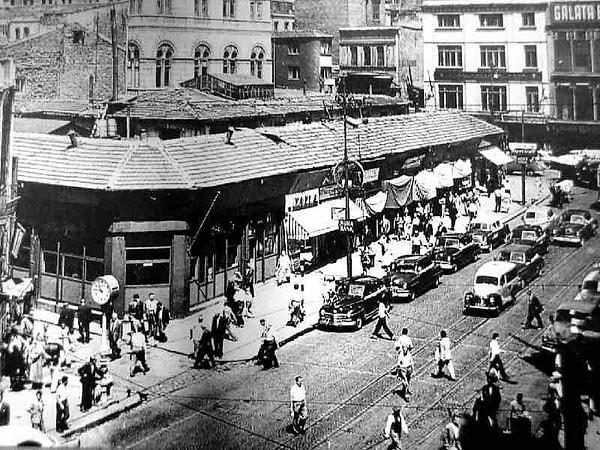 6. 1900'lerin İstanbul'unda böyle görünüyordu, ama şu anda bir Fransız semtinden farksız. Hadi bunu da bil bakalım!