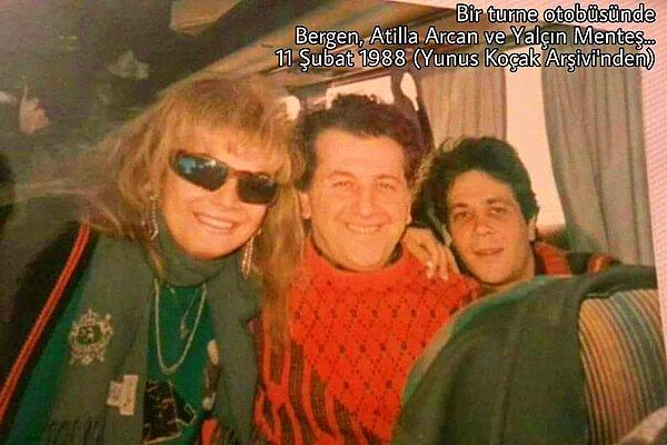 88 yılından bir fotoğraf: Bir turne otobüsünde Atilla Arcan ve Bergen ile birlikte...