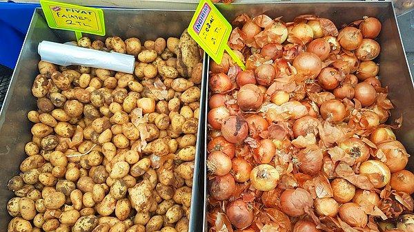 Ankara'daki bir noktadan gelen görüntüde patates 2 TL'ye satılıyor.