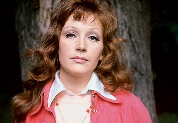 8. Какой зверь, согласно песни Аллы Пугачевой, никого не съест?