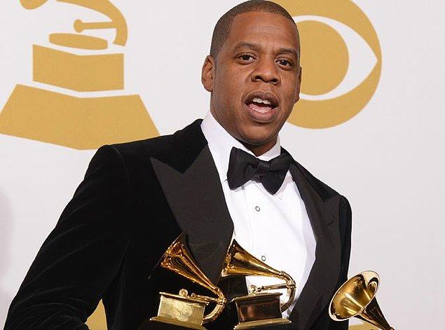 10. Jay Z, tarihteki en fazla Grammy kazanan rapçi rekorunu elinde tutuyordu; şimdi ise Kanye West ile paylaşıyor. Onun da 21 Grammy'si var.