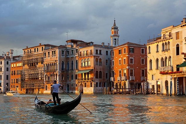 17. İtalya