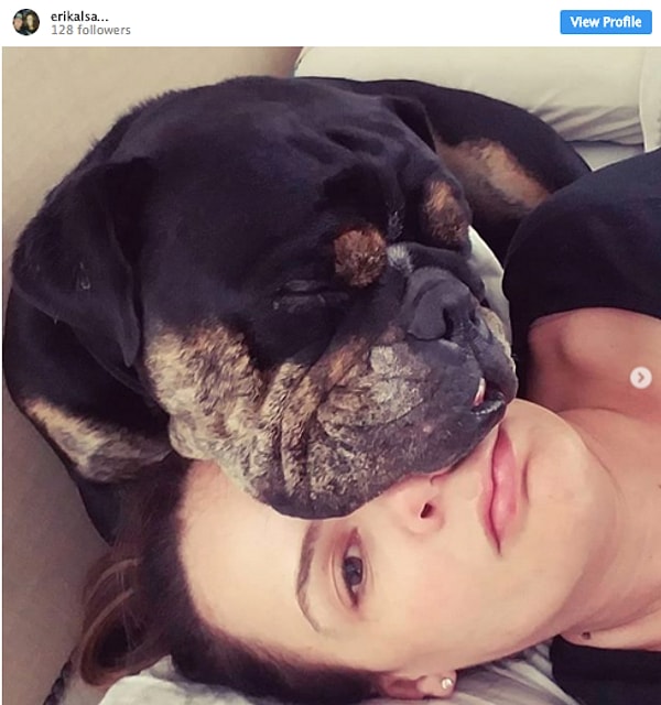 4. Немного жесткая, но в целом неплохая подушка