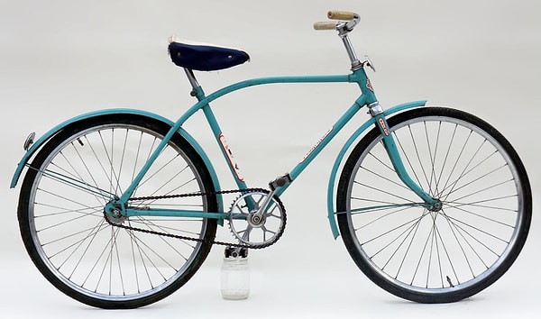 3. На покупку какого велосипеда нужно было потратить больше денег?