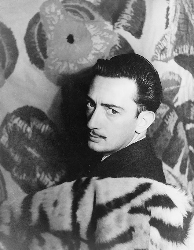 4. Salvador Dali ve eşi