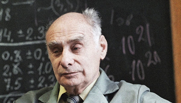 8. Что получили ученые (Курчатов, Флёров, Харитон, Хлопин и т.д.), участвовавшие в проекте первой отечественной атомной бомбы?