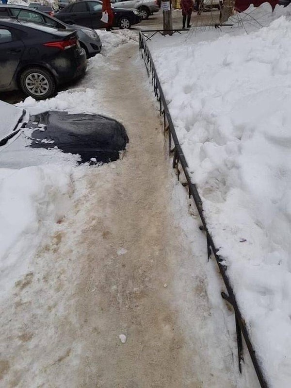 38. На этой машине, как видно, давно никто не ездил