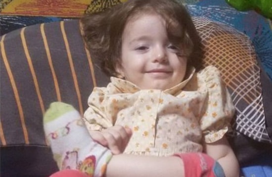 84 Gündür Yoğun Bakımdaydı: Üvey Babası Tarafından Dövülen 2 Yaşındaki Esma Hayatını Kaybetti