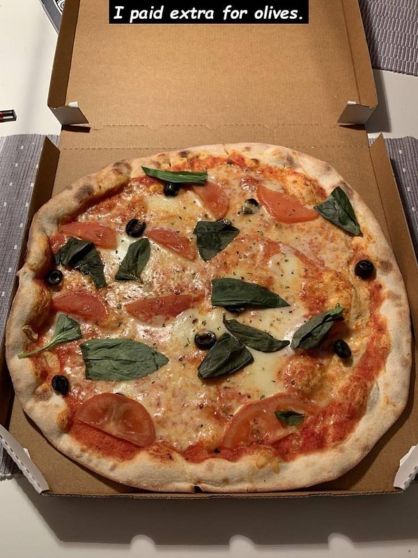 46. Когда дополнительно заплатил за оливки 🤬