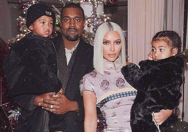 Sürekli fotoğraf çekme alışkanlıkları sayesinde, Kim Kardashian ve Kanye West'in evinin bütün detaylarını görebiliyoruz.