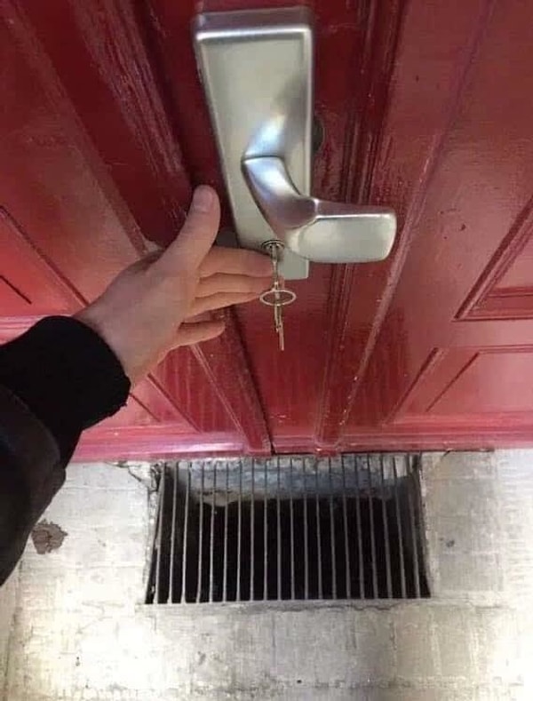 9. Кто-нибудь, остановите уже это безумие…