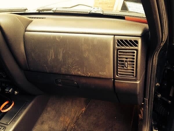 17. Складывать свои ноги можно куда угодно. Это свободная страна!