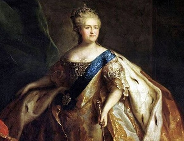 7. Какая из императриц стала первой женщиной-правителем из династии Романовых?