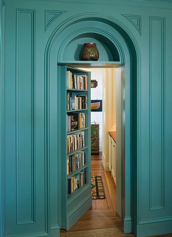 9. Когда хочется немного побыть наедине с собой.