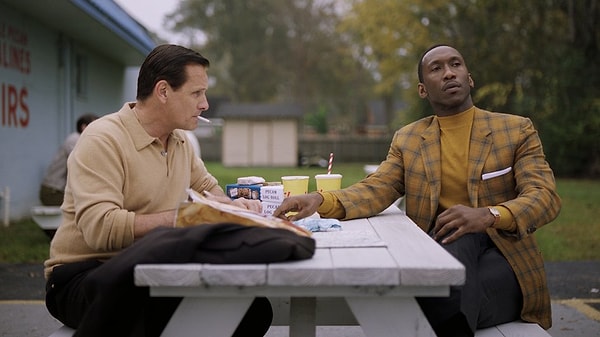 15. "Зеленая книга" - лучший оригинальный сценарий.