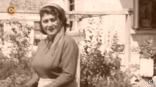 Ablası bir subayla evlenince onu da subay yapalım diye düşünmüşler. 4 sene Heybeliada Askeri Lisesi'ne zorla gitmiş, en sonunda tazminat ödeyerek ayrılmış.