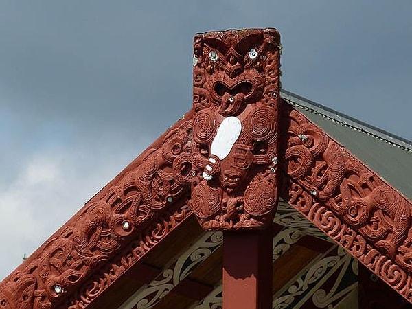 8. Maori ahşap oyma sanatları