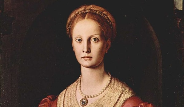 Macaristan’ın en zengin ve en köklü ailelerinden birinde dünyaya gelen Elizabeth Bathory, oldukça zeki ve güzel bir kadındı.