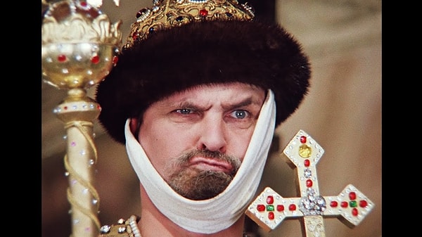 Достойный результат! Вам не нужно стыдиться своих ошибок, но неплохо было бы восполнить знания... Как думаете, может стоит посмотреть какой-нибудь исторический документальный фильм?