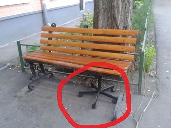 9. Скамейка поворотная, сделано в России с любовью и большой щепоткой пофигизма