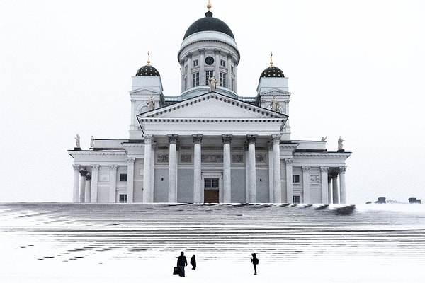 17. Снимок Кафедрального собора в Хельсинки после метели