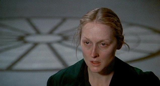17. Meryl Streep: 3 Academy Awards