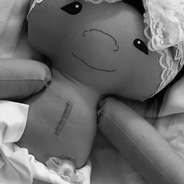 Bu durum sadece güzel olarak tanımlanamaz! A Doll Like Me firmasının ürettiği bebekler, yüzlerce çocuğun hayatında fark yaratıyor.