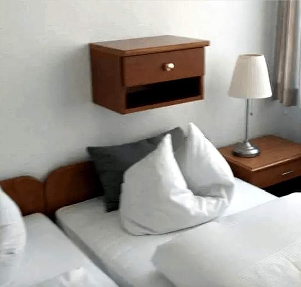 26. Сойдет вместо будильника по утрам