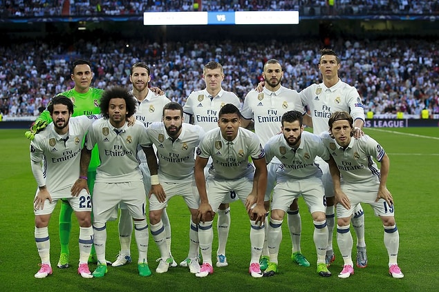 1902: Real Madrid Futbol Kulübü kuruldu.