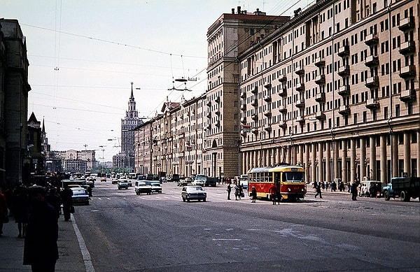 1. Какое время решили ввести в Союзе постановлением от 16 июня 1930 года?