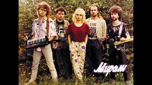 6. Какую песню никогда не исполняла группа "Мираж"?