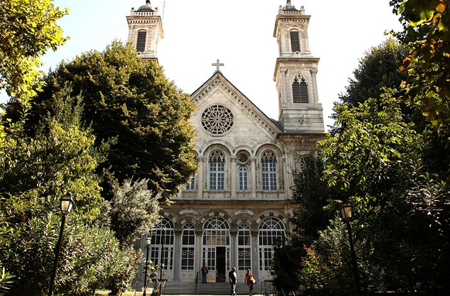 Aya Triada Rum Ortodoks Kilisesi - Beyoğlu
