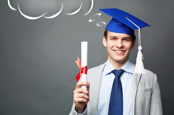 4. Вы студент выпускного курса, и в этом году вам необходимо сдать диплом. Как будете это делать?