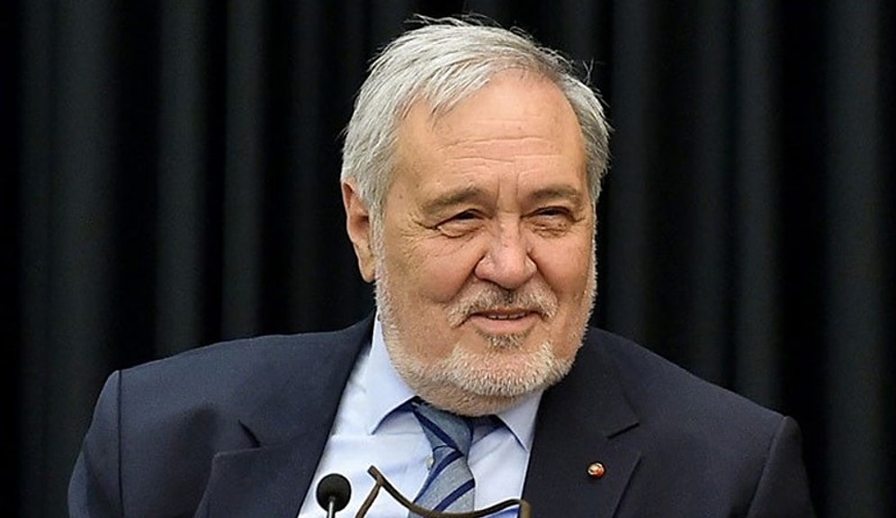 Duayen Tarihçimiz İlber Ortaylı'nın Başucu Kitabı Yapabileceğiniz 25 Eseri