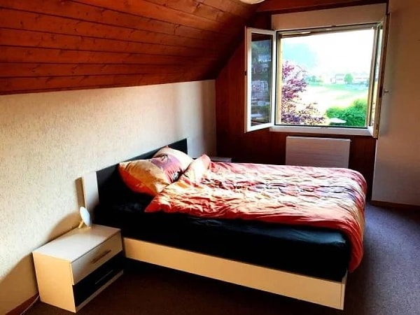 15. Любители бардака: хотели бы вы проснуться в такой спальне?