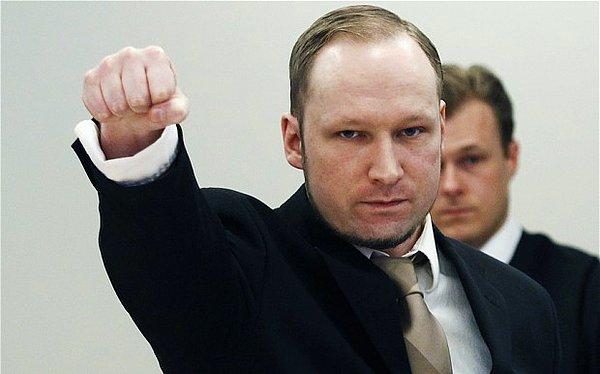 2011 yılında Norveç'te 77 kişiyi öldüren Anders Breivik'ten ilham aldığını söyledi.