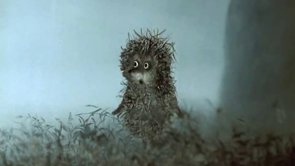 12. Что увидел Ежик в тумане в одноименном мультфильме, пока шел в гости к Медвежонку, чтобы пить чай и считать звёзды?