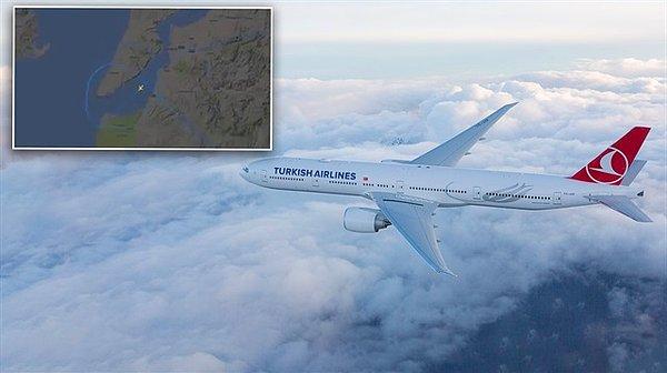 Geçtiğimiz yıl da THY, İzmir'e giden uçağa özel bir rota belirleyerek uçağı  Gelibolu’ya yönlendirmişti.