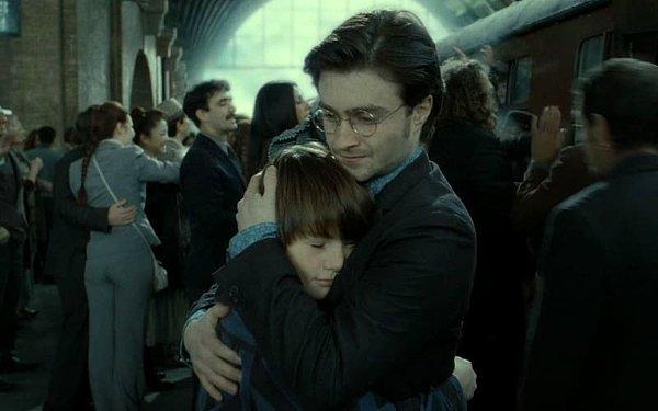 13. Harry Potter şu an 39 yaşında.