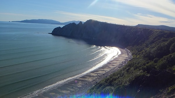 6. Частью какого океана является Охотское море?